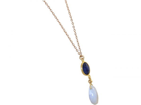GEMSHINE Halskette mit Saphir und Chalcedon. Edelstein Anhänger aus 925 Silber hochwertig vergoldet an 60 cm Kette. Made in München / Deutschland. Im edlen Etui geliefert. Auch als Set mit Ohrringen. – Bild 4