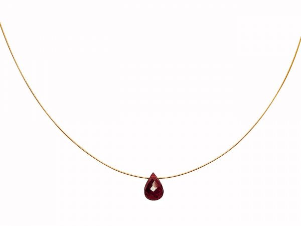 GEMSHINE Damenhalskette mit tiefrotem Granat. 45 cm lange vergoldete Halskette mit tropfengeschliffenem Edelstein Anhänger. Made in München / Germany - Im eleganten Schmucketui mit Geschenkverpackung. – Bild 4