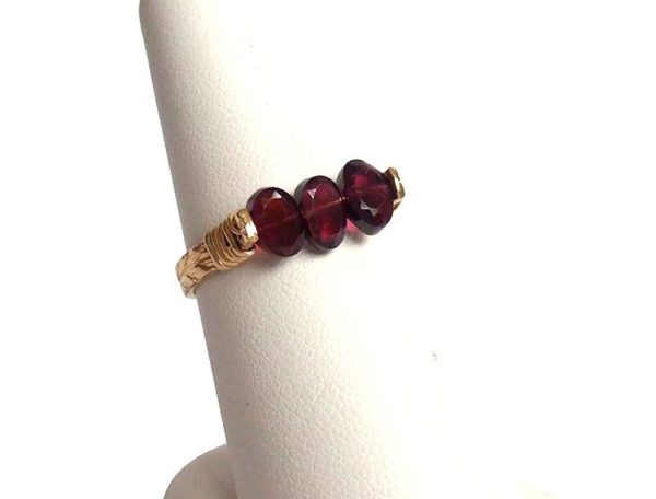 Gemshine - Damen - Ring - Spannring - Vergoldet - Granat - Dunkelrot, Ringgröße:58 (18.5) – Bild 3